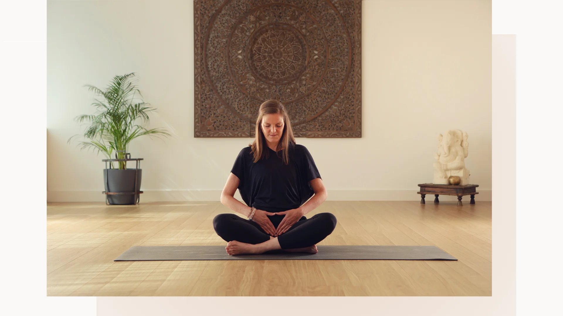 yoga endométriose yogatherapie femme